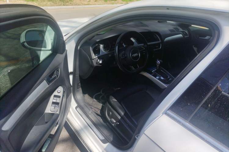 Used Audi A4L 2016 35 TFSI Collector's Edition Automatic Standard Model Driver Seat