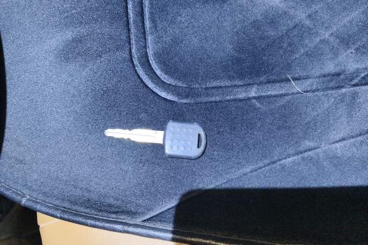 Used Dongfeng Xiaokang C37 2012 1.4L Comfort Version DK13-06
