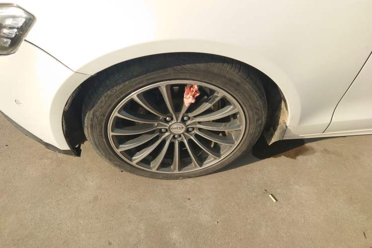 Used Zotye Z700 2016 1.8T DCT Elegant Version
