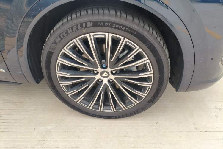 Used Deepal S09 2025 Rear-Drive Ultra