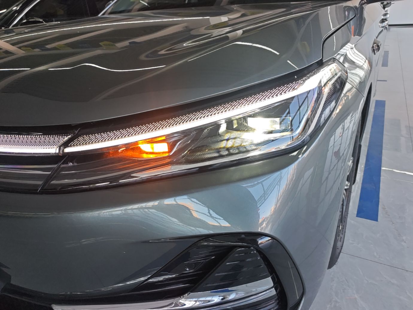 Geely Galaxy A7 2025 Model EM-i 70km Exploration Edition — снимка 8