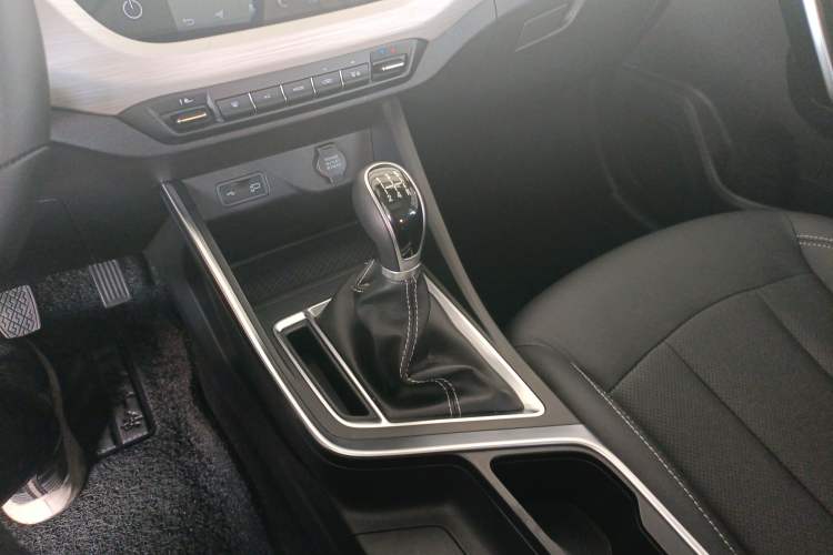 Used Geely Auto Vision X3 2020 1.5L Manual Luxury Edition
