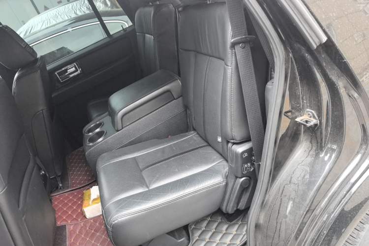 Used Lincoln Navigator 2016 3.5T AWD Left Rear Seat
