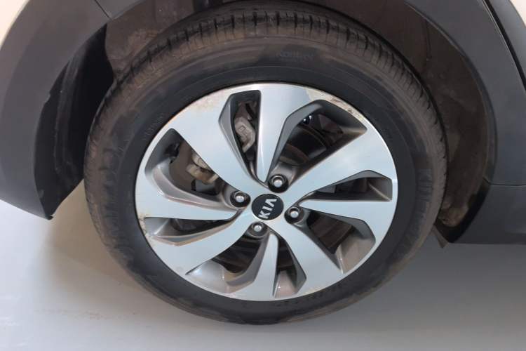 Used Kia KX Cross 2017 1.4L AT GLS