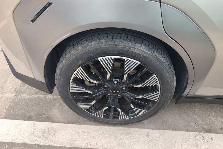 Used AION Y 2022 70 Intelligent Edition Lithium Iron Phosphate
