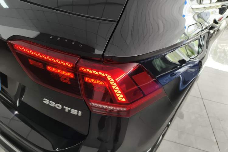 Used Volkswagen Tiguan 2017 330TSI All-Wheel-Drive Innovation Model