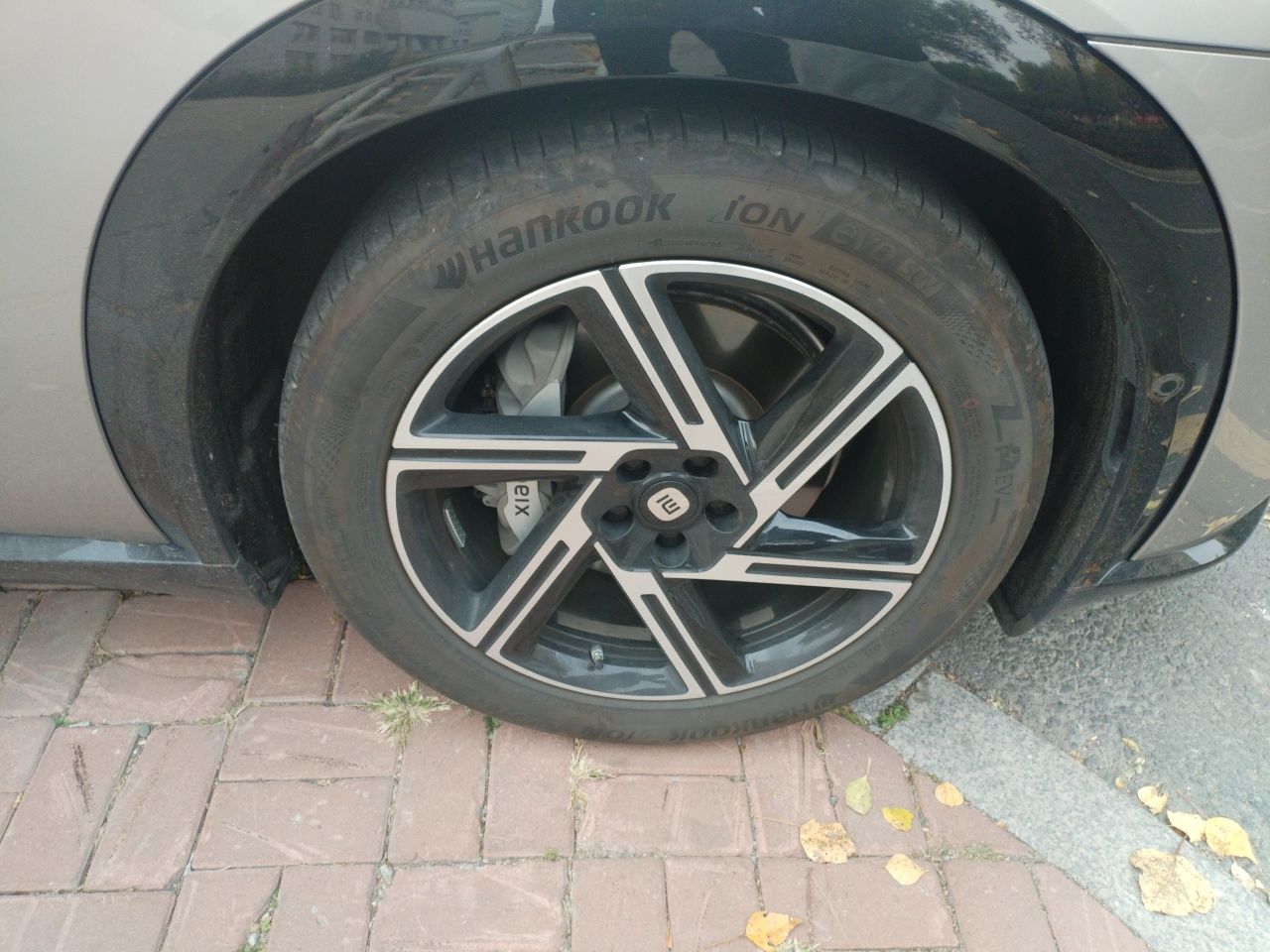 Xiaomi Auto YU7 2025 Ultra-Long Range All-Wheel Drive Pro Version — снимка 8