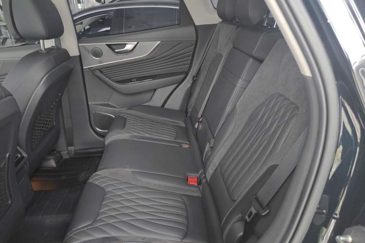 Used Hongqi HS5 2023 2.0T Qixiang Pro Edition Left Rear Seat