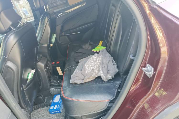 Used Lincoln MKC 2017 2.0T Two-Wheel Drive Deluxe Edition
