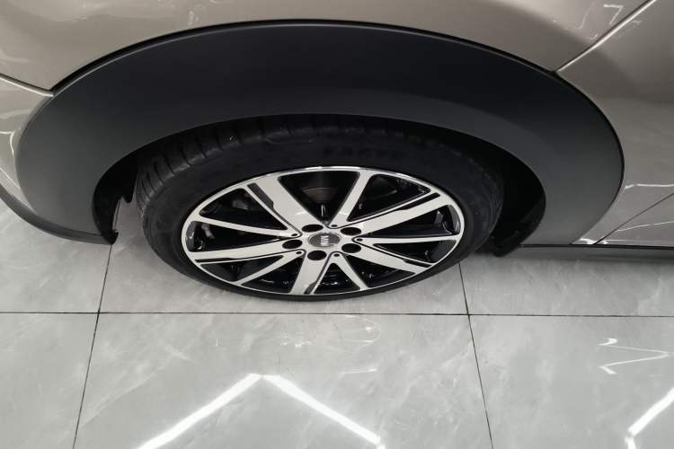 Used MINI MINI 2023 Updated 1.5T COOPER Artist Five-Door Edition