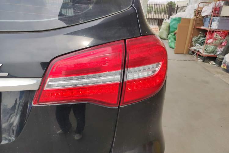 Used Haval H8 2015 2.0T Four-Wheel Drive Luxury Model