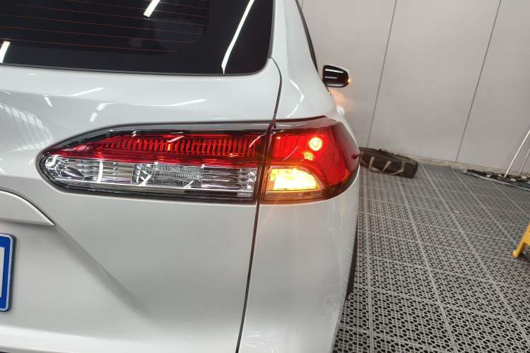 Used Toyota FRONTLANDER 2024 2.0L CVT Leading Plus Edition
