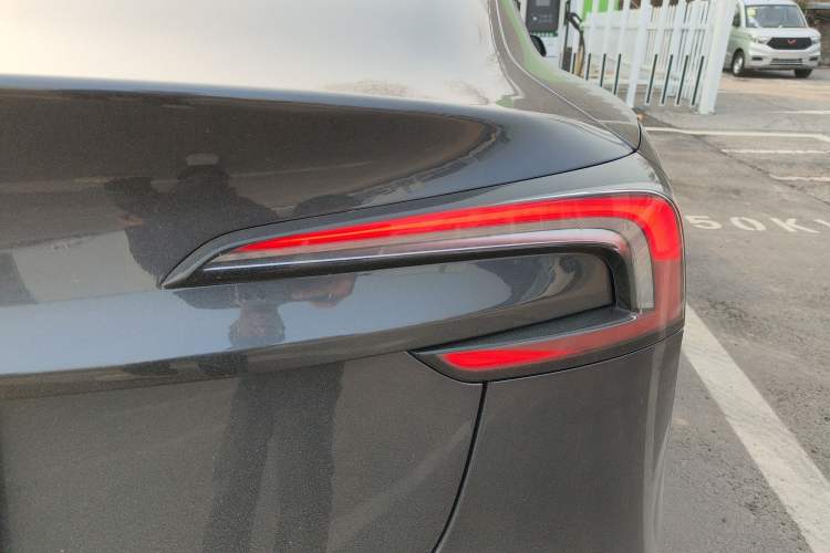 Used Tesla Model 3 2023 Rear-Wheel-Drive Version
