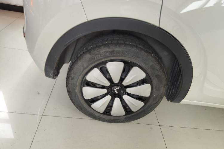 Used Wuling Bingo 2023 333 km Lingxi Connected+ Version