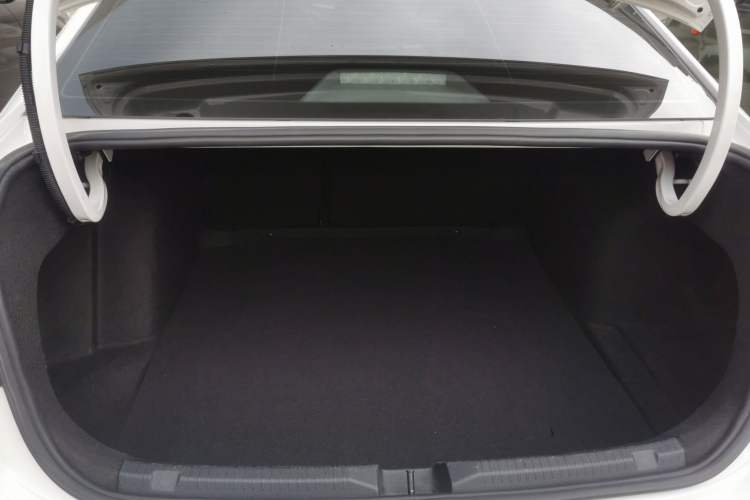 Used Volkswagen Lavida 2021 1.5L Automatic Comfort Edition Trunk