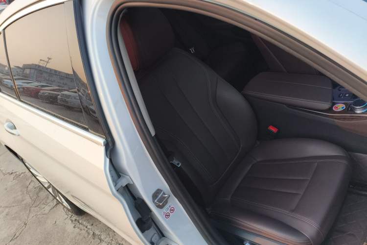 Used BMW 5 Series 2018 525Li Luxury Package