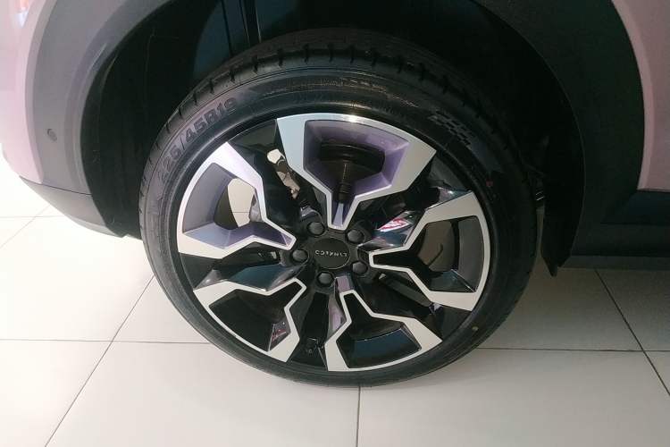 Used Lynk & Co 06 2023 Remix 1.5T Shero Right Rear Wheel Hub