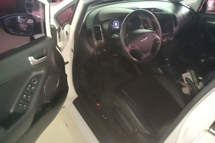 Used Kia K3 2016 1.6L Automatic GLS
