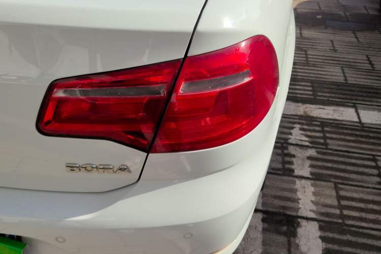 Used Volkswagen Bora 2015 Qihui Edition 1.6L Automatic Fashion Model