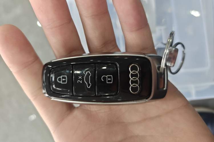 Used Audi A6L 2023 40 TFSI Luxury Prestige Edition
