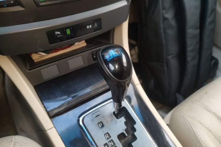 Used BYD G6 2013 1.5TID Automatic Luxury Model
