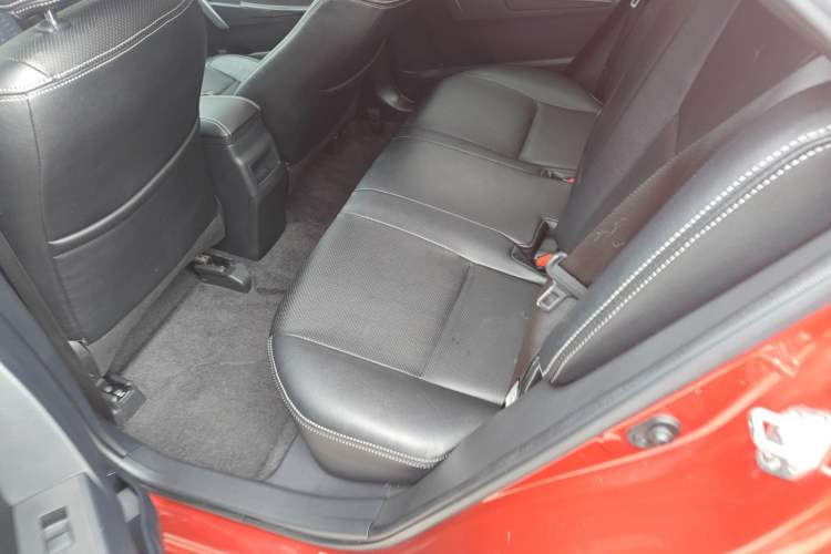 Used Toyota Corolla 2017 Revised Version 1.2T S-CVT GL-i