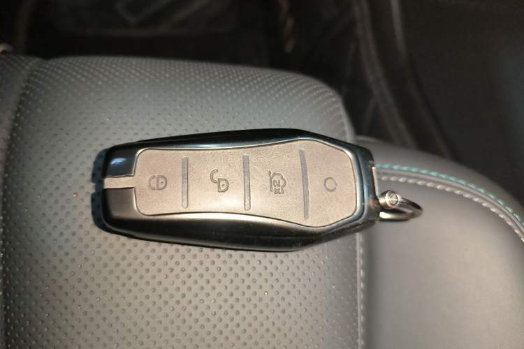 Used BYD Song Pro New Energy 2025 2nd Generation Intelligent Driving Version DM-i 75KM Leading Edition