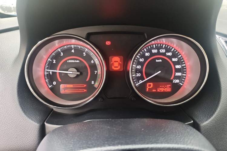 Used Bestune B50 2013 1.6L automatic luxury version