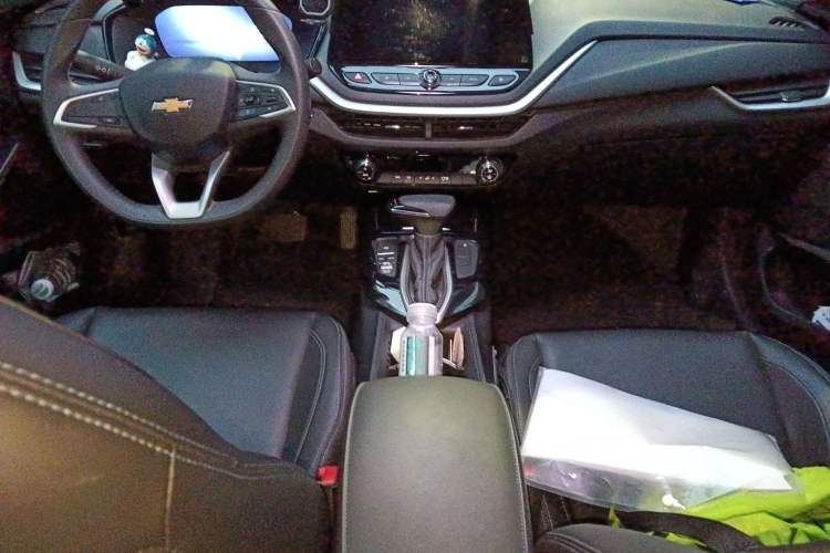 Used Chevrolet Menlo 2022 Star Enjoyment Edition Plus Center Console