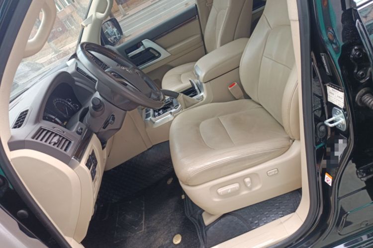 Used Toyota Land Cruiser  Left Front Seat