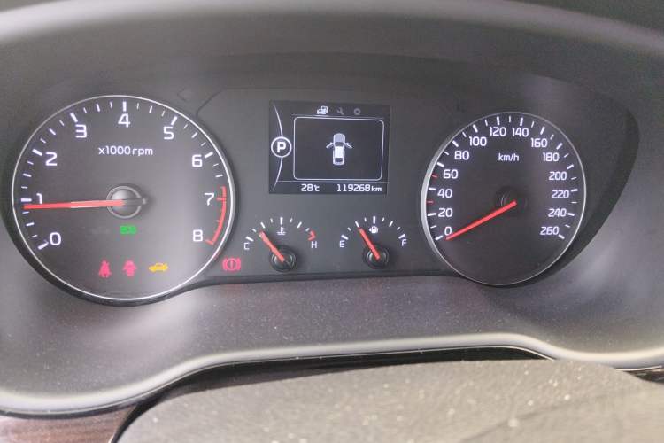 Used Kia K4 2017 1.6T Automatic T-DLX Turbo Odometer Close Up