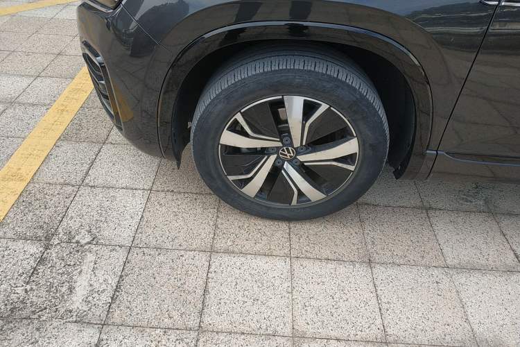 Used Volkswagen Tayron GTE Plug-in Hybrid 2022 1.4T Luxury Edition Exterior 7