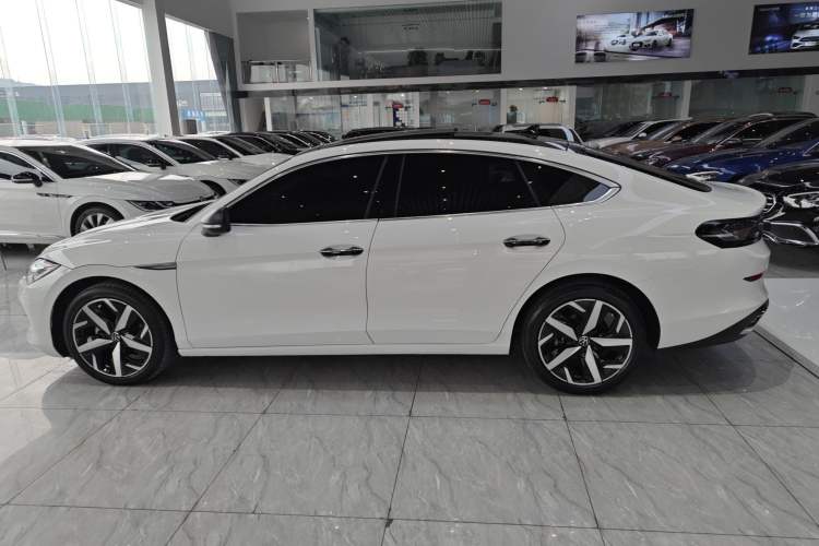 Used Volkswagen Lamando 2024 Lavida L 280TSI DSG Cool & Spicy Edition
