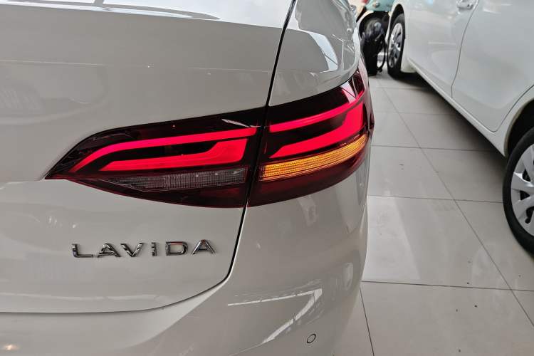 Used Volkswagen Lavida 2023 1.5L Automatic 5 Million Edition Right Rear Taillight