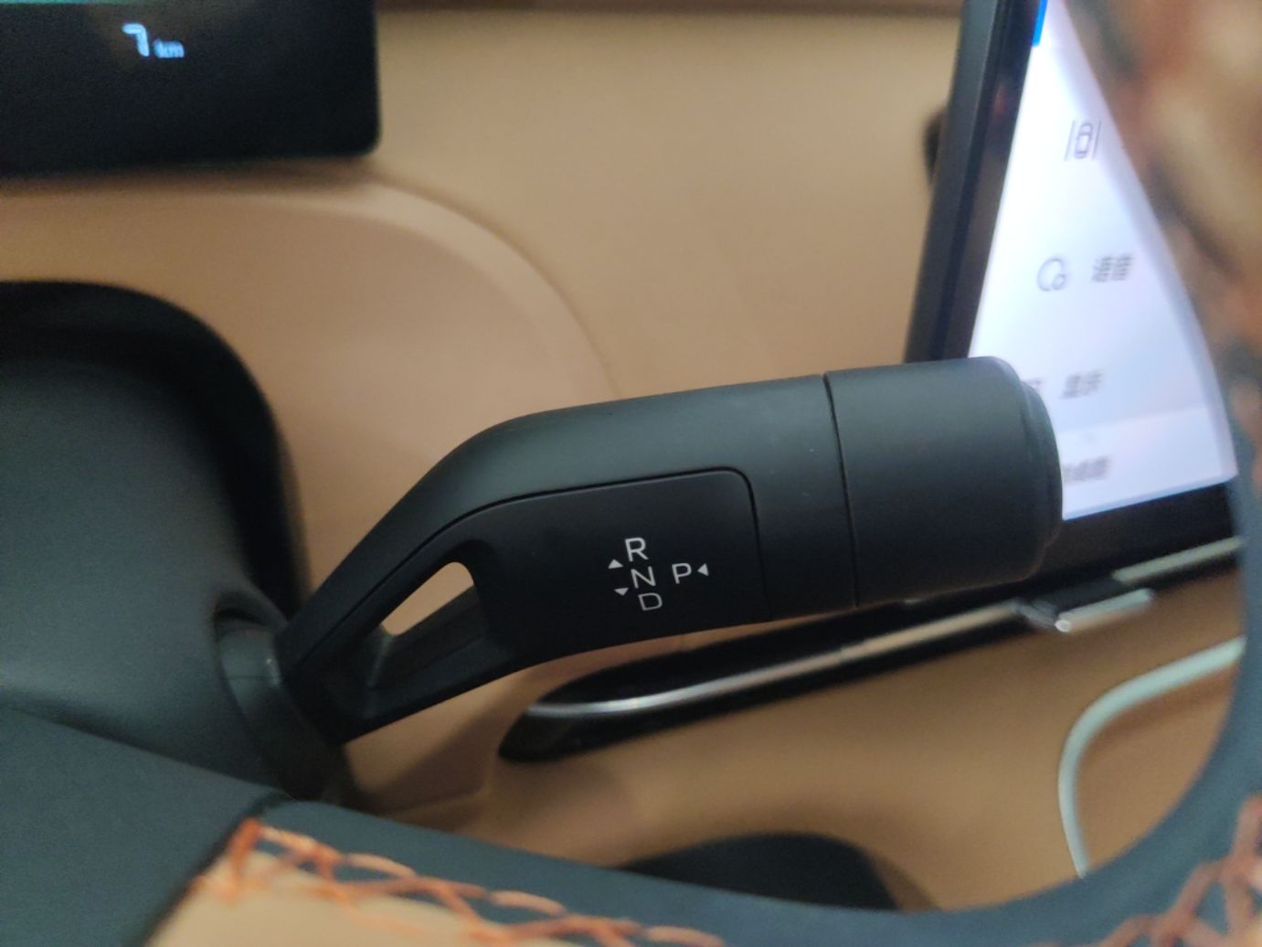 Geely Galaxy Xingjian 7 EM-i 2025 120km Launch+ Version — снимка 16