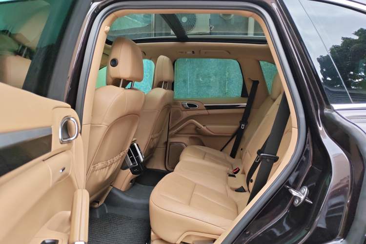 Used Porsche Cayenne 2011 Cayenne S 4.8L
