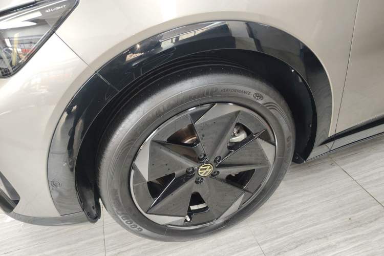 Used Volkswagen ID.UNYX 2024 Pro Long-Range Version