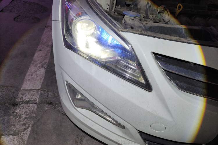 Used Hyundai Verna (older generation) 2016 1.4L Automatic Leading-Edge GLX