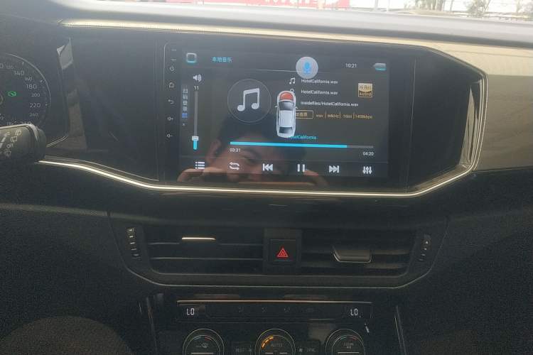 Used Volkswagen Tayron 2019 330TSI Two-Wheel Drive Luxury Model China VI Standard Audio And AC Panel