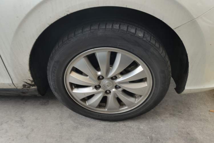 Used CHANGAN Eado New Energy 2022 EV460 Smart Ride-Hailing Edition – Lithium Iron Phosphate Right Front Wheel Hub