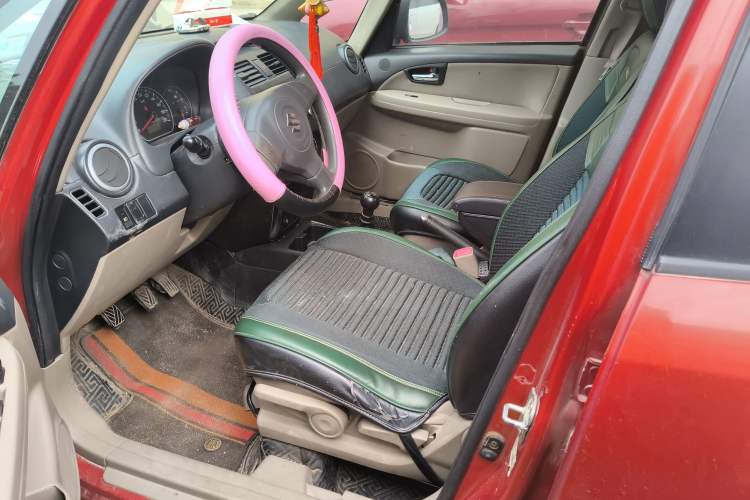 Used Suzuki SX4 2009 Hatchback 1.6L Manual Fashion Edition
