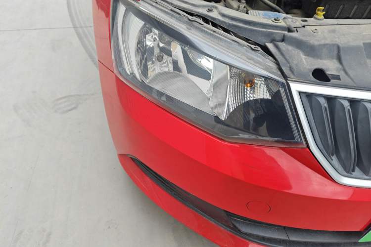 Used Skoda Fabia 2015 1.4L Automatic Front-Drive Model
