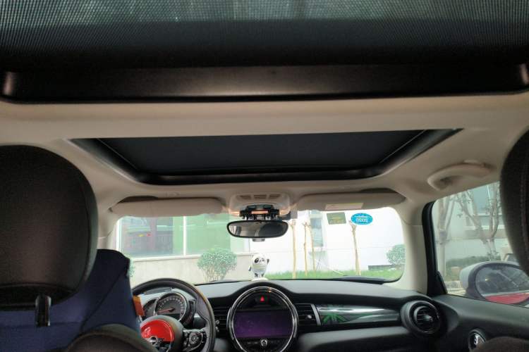 Used MINI MINI 2019 1.5T COOPER Artist