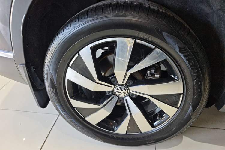 Used Volkswagen Tayron 2019 330TSI Two-Wheel Drive Luxury Model China VI Standard