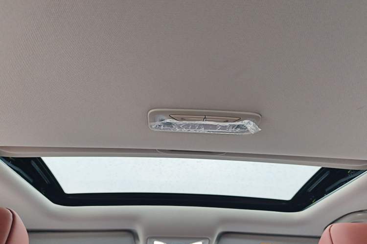 Used CHANGAN Eado 2023 Changan Edition PLUS Blue Whale NE 1.4T GDI DCT Prestige Version
