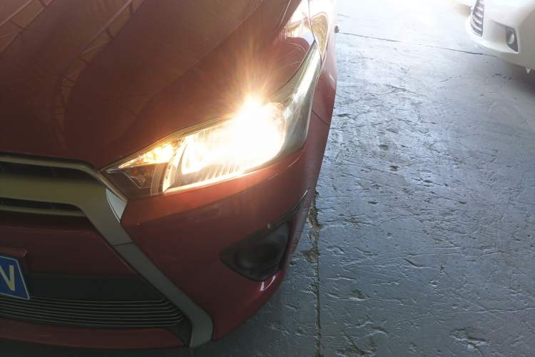 Used Toyota YARiS L Zhi Xuan 2015 1.5E Automatic Charm Edition
