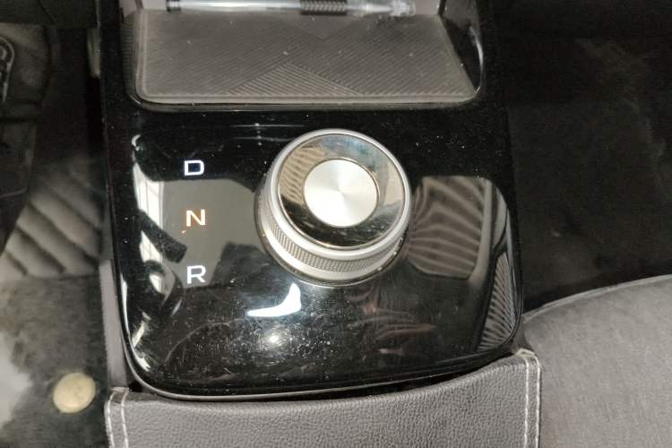 Used Geometry E Firefly 2024 301km Flowing Light