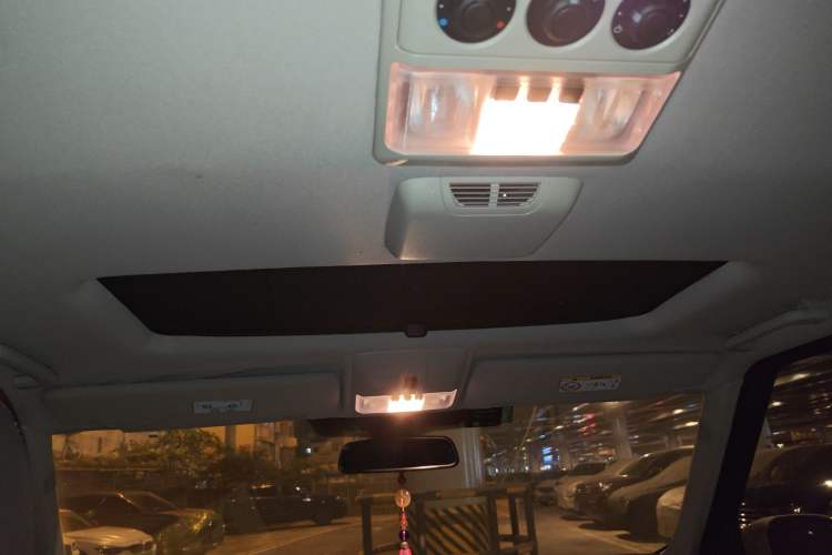 Used Land Rover Discovery 2016 3.0 SC Obsidian Black Heritage Edition HSE