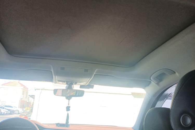 Used Volkswagen Tayron 2020 330TSI Two-Wheel Drive Luxury Smart Connectivity Version
