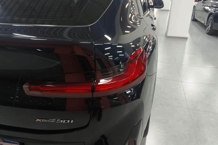 Used BMW X4 2022 xDrive 30i M Sport Package